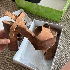 Steve Madden wood block heel